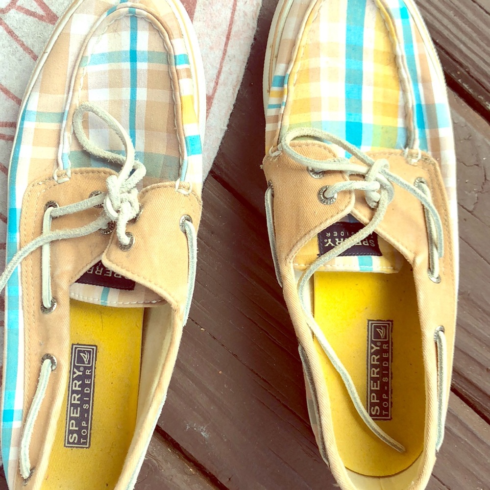 Sperry plaid docksiders